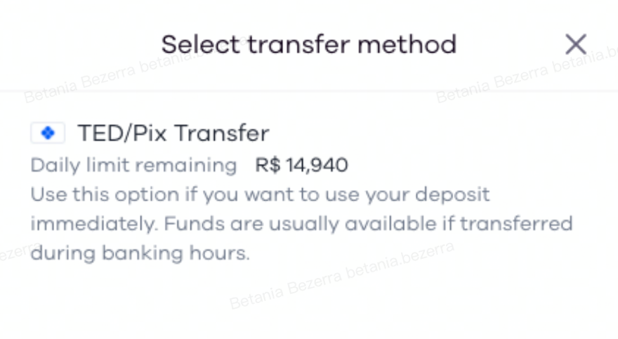 Menú desplegable de Okcoin “Seleccionar el método de pago” con la opción “Transferencia TED/Pix” seleccionada.